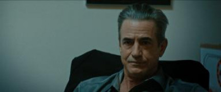 Кадр з фільму Гаси світло