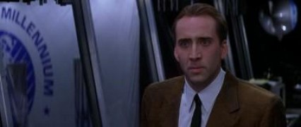 Кадр з фільму Очі змії