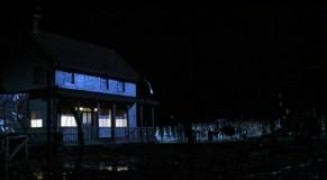 Кадр з фільму Тихі попередження