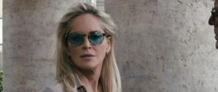 Кадр з фільму Золотий хлопчик