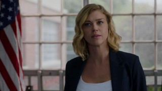 Кадр з фільму Спецназ: В облозі