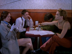 Кадр з фільму Вбивче чтиво