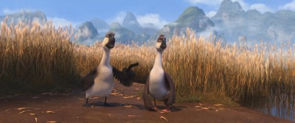 Кадр з фільму Татко гусак