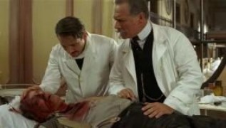 Кадр з фільму Джузеппе Москаті: Любов, що зцілює