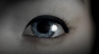 Кадр з фільму Довіра