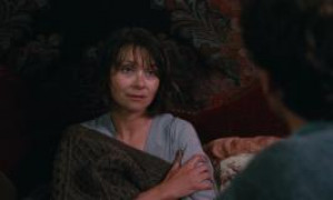 Кадр з фільму Без даху, поза законом