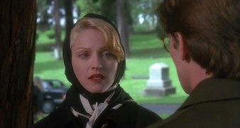 Кадр з фільму Тіло як доказ