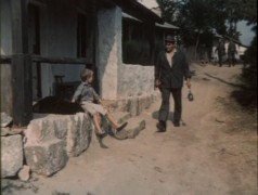 Кадр з фільму Чарівна бекеша