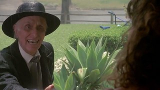 Кадр з фільму Полтергейст 2: Інший бік