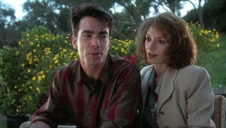 Кадр з фільму Мамині хлопчики