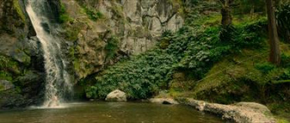 Кадр з фільму Між хвилями