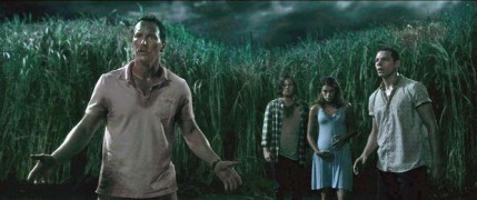 Кадр з фільму У високій траві