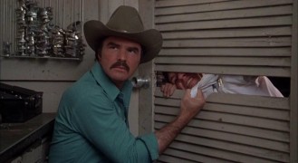 Кадр з фільму Поліцейський і Бандит 2