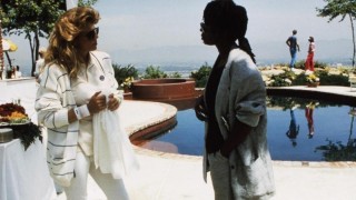 Кадр з фільму Фатальна краса