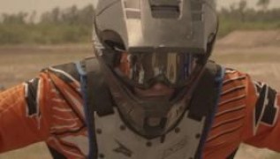 Кадр з фільму Хуліган