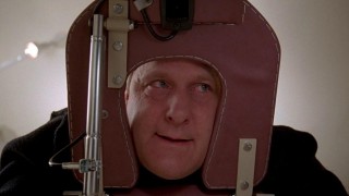 Кадр з фільму Людина, яка все знала