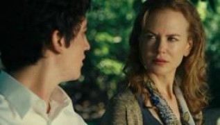 Кадр з фільму Кроляча нора