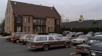 Кадр з фільму Сімейний бізнес