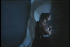 Кадр з фільму Щоденник дівчини у червоних черевичках