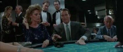 Кадр з фільму Без компромісів