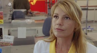 Кадр з фільму Клаудія: Попелюшка з супермаркету