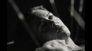 Кадр з фільму Буґонія