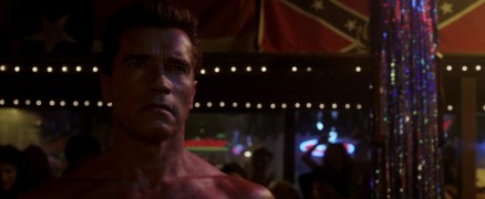 Кадр з фільму Термінатор 3: Повстання машин