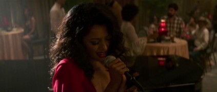 Кадр з фільму Отруйна троянда