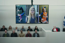 Кадр з фільму Червоні кімнати