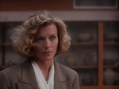 Кадр з фільму Породження пекла