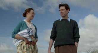 Кадр з фільму Бруклін