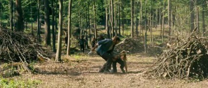 Кадр з фільму Відкрита могила