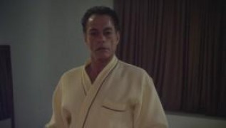 Кадр з фільму Фунт плоті