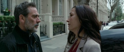 Кадр з фільму Убивства з листівками