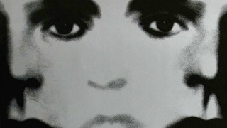 Кадр з фільму Зв'язані до смерті