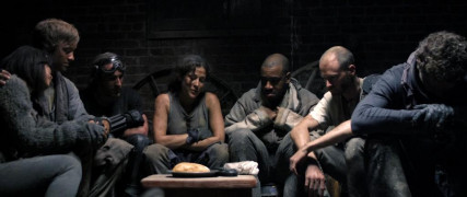 Кадр з фільму 5 Галактик