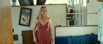 Кадр з фільму Жовта хусточка щастя