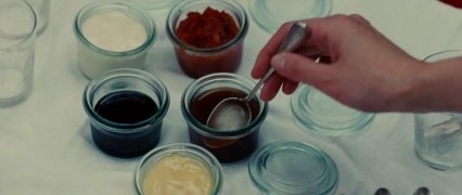 Кадр з фільму Прянощі та пристрасті