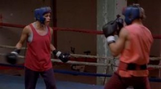 Кадр з фільму Жіночий бій