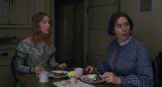 Кадр з фільму Амоніт