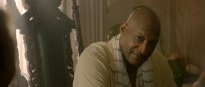 Кадр з фільму Колектор