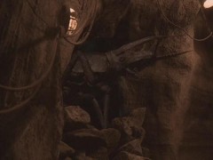 Кадр з фільму Підземна пастка