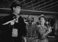 Кадр з фільму Сніданок у Голлівуді