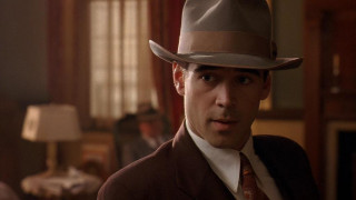 Кадр з фільму Запитай у пилу