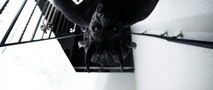 Кадр з фільму Анабель