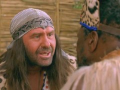 Кадр з фільму Містер Бонс