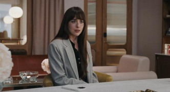 Кадр з фільму Матеріалісти