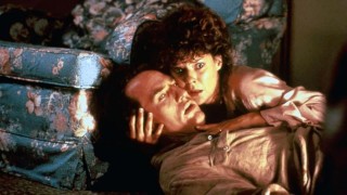 Кадр з фільму Полтергейст 2: Інший бік