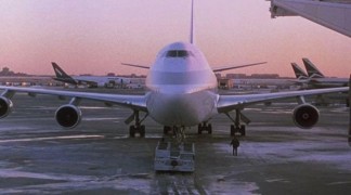 Кадр з фільму Турбулентність 3: Важкий метал