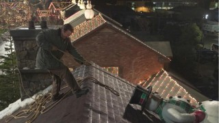 Кадр з фільму Різдво з невдахами